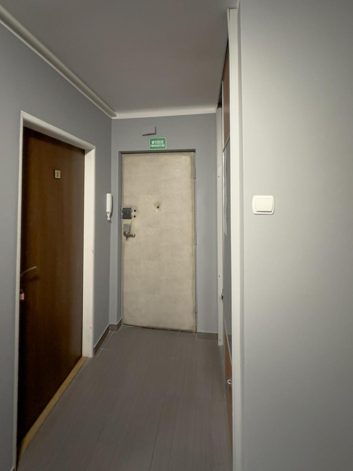 Kwadrat B&B Jalowego Rzeszow Bagian luar foto