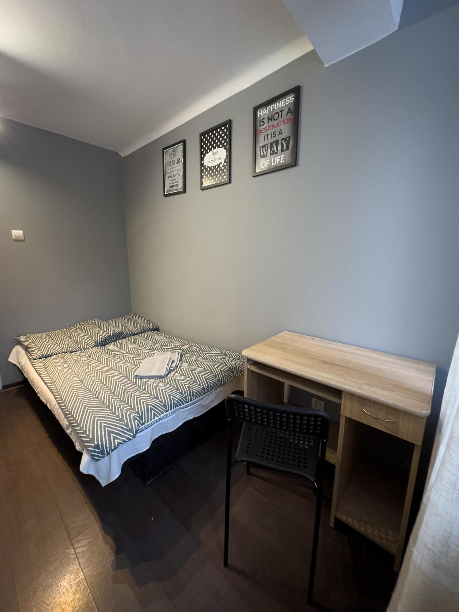 Kwadrat B&B Jalowego Rzeszow Bagian luar foto