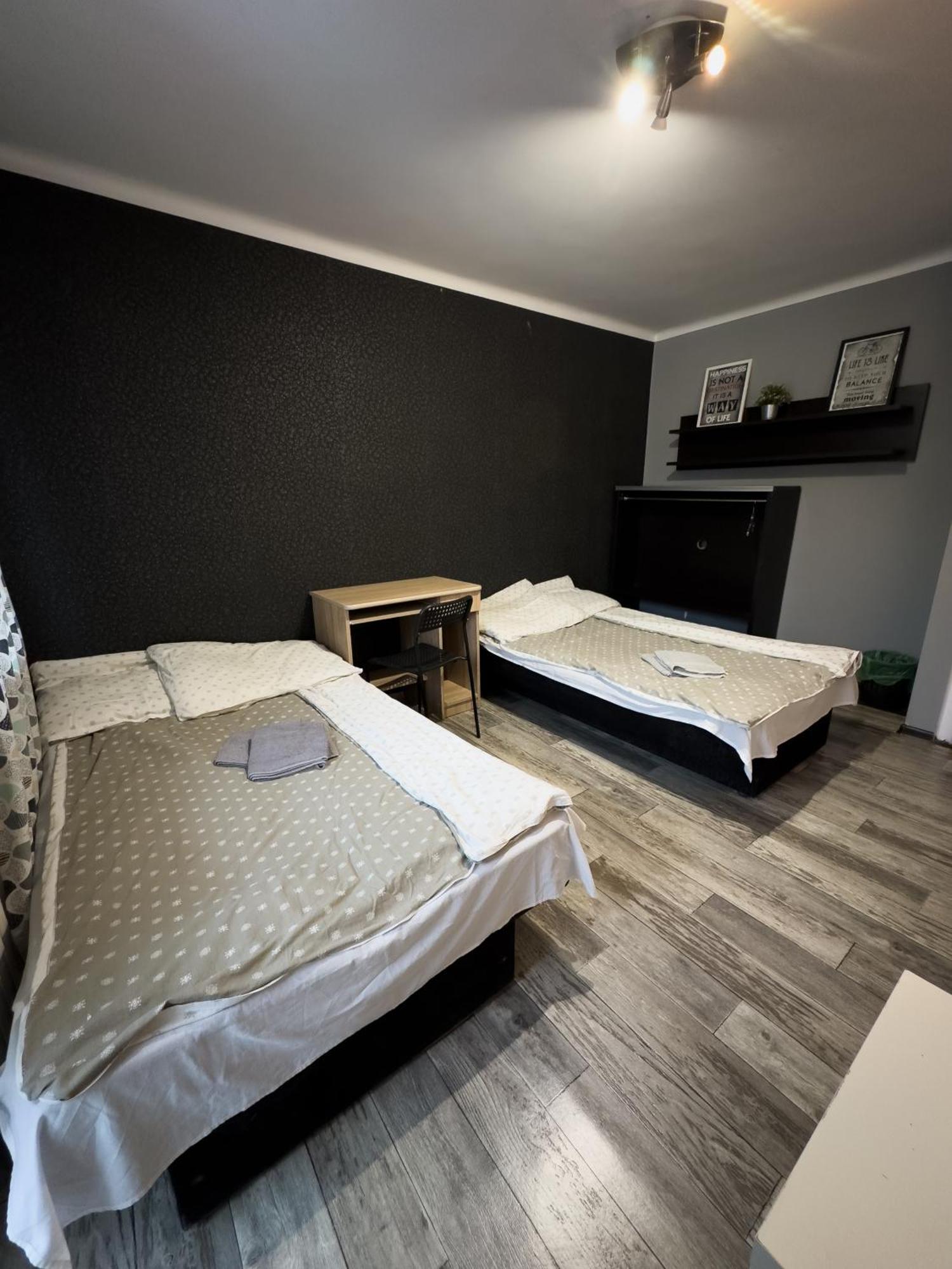 Kwadrat B&B Jalowego Rzeszow Bagian luar foto